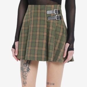 Social Collision Green & Brown Plaid‎ Buckle Mini Skirt Hot Topic
